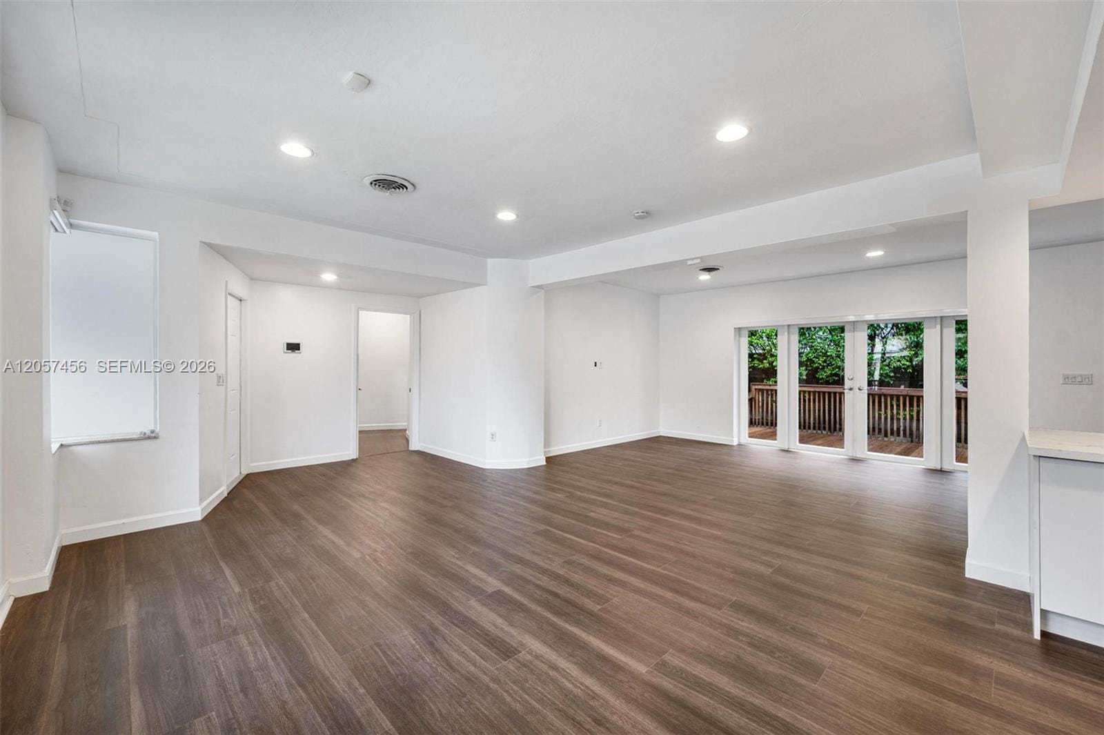 9520 E Broadview Drive — photo 3