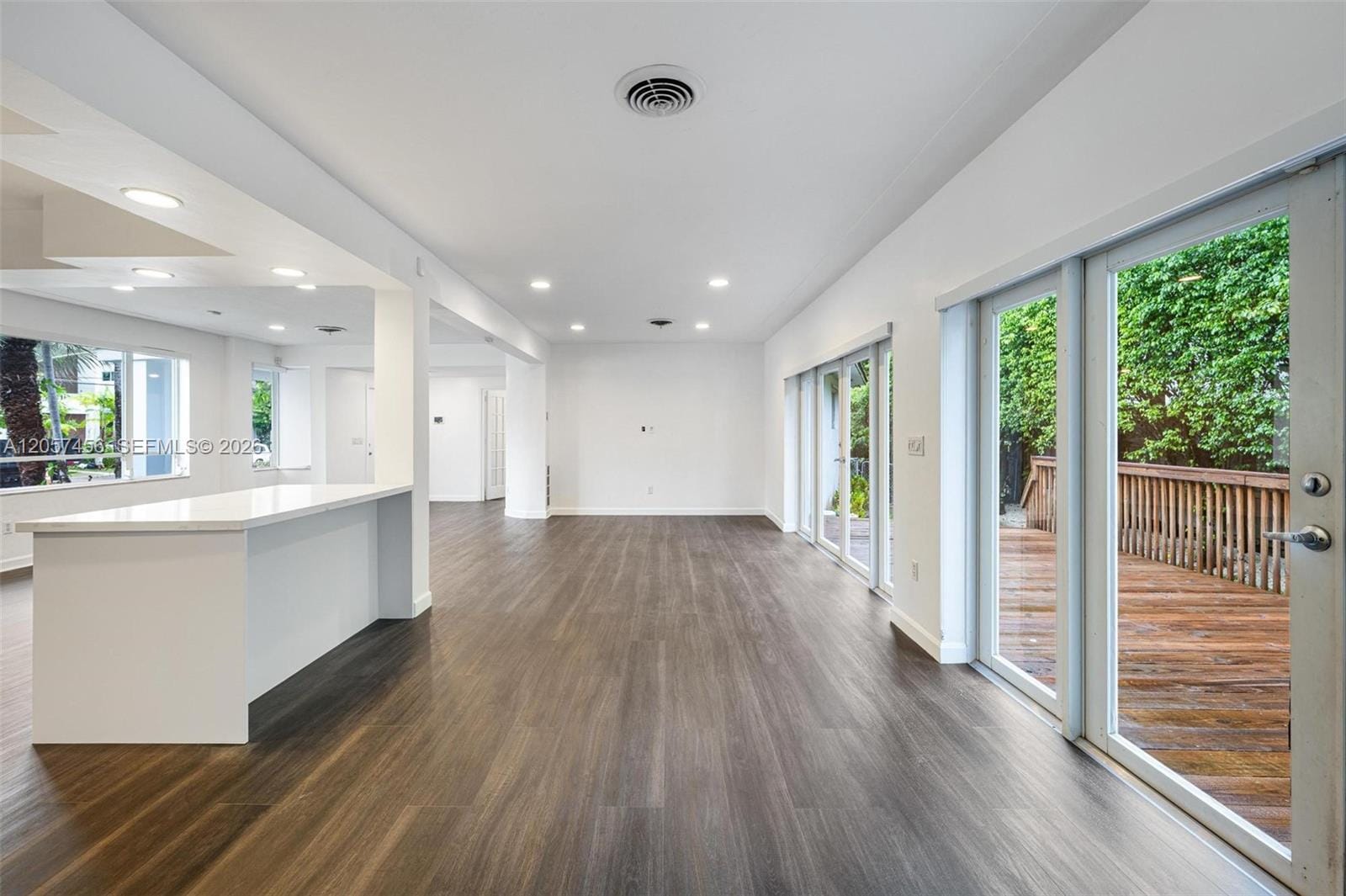 9520 E Broadview Drive — photo 4