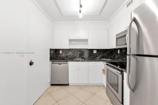 10101 E Bay Harbor Drive 504 — photo 6