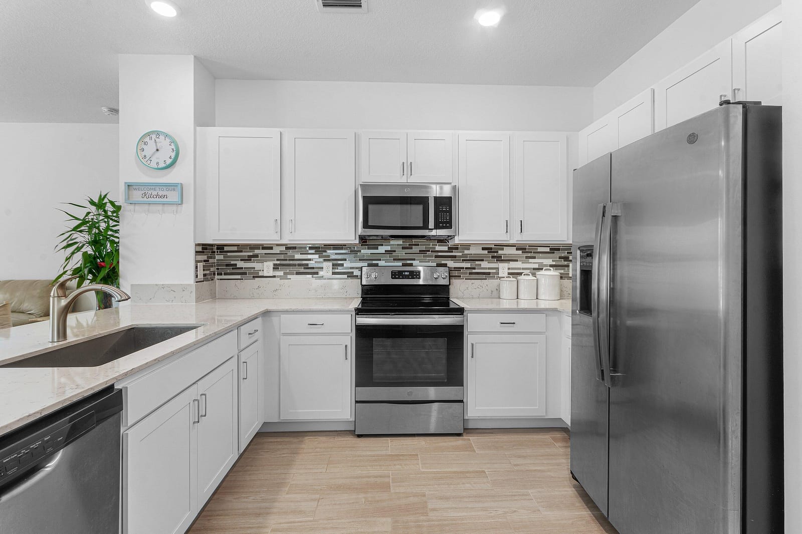 1011 WILLOW Place — photo 10