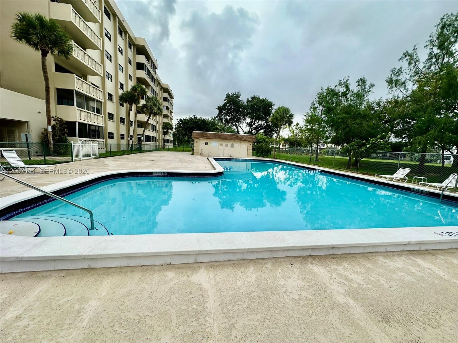 800 NE 195th Street 314, Miami, FL 33179 photo 25