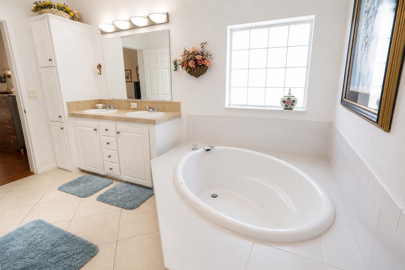 7809 McClintock Way — photo 10