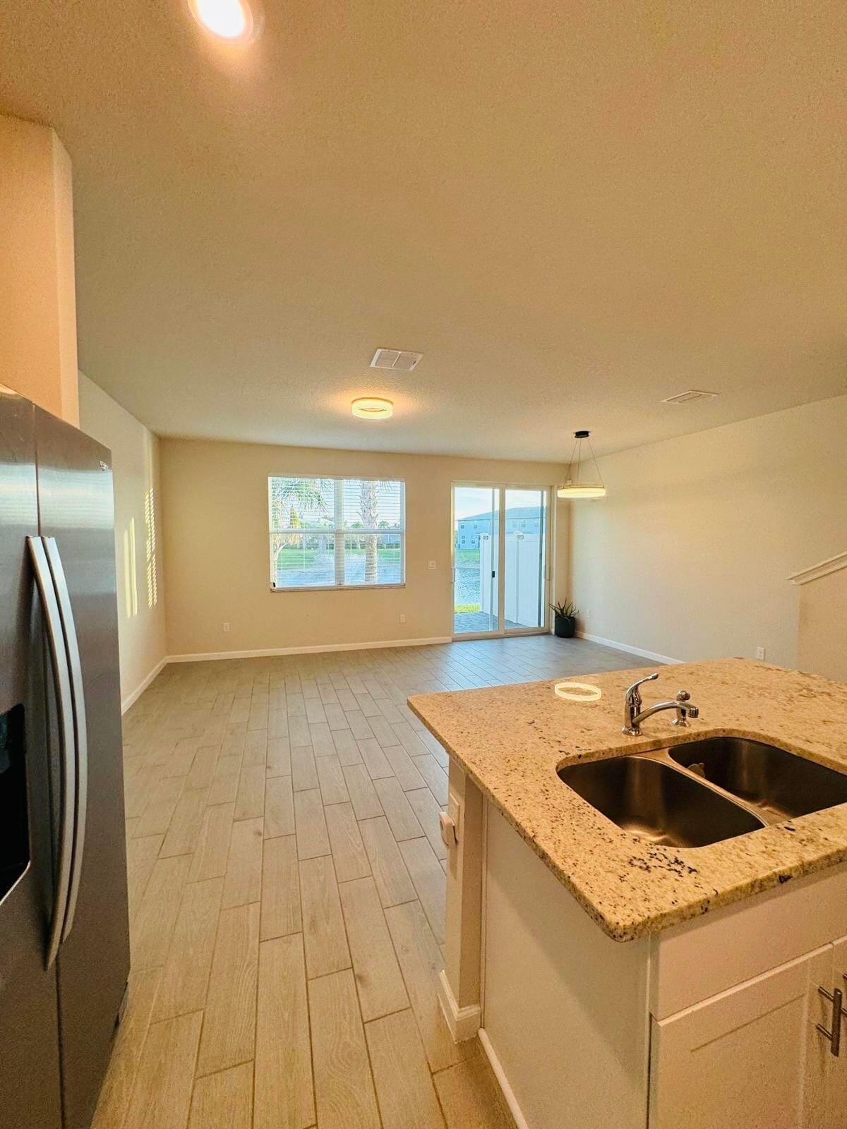 5677 MENTMORE Drive 5677, Mangonia Park, FL 33407 photo 9
