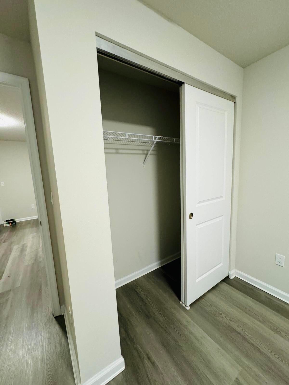 5677 MENTMORE Drive 5677