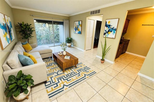1141 Lake Victoria Drive E, West Palm Beach, FL 33411