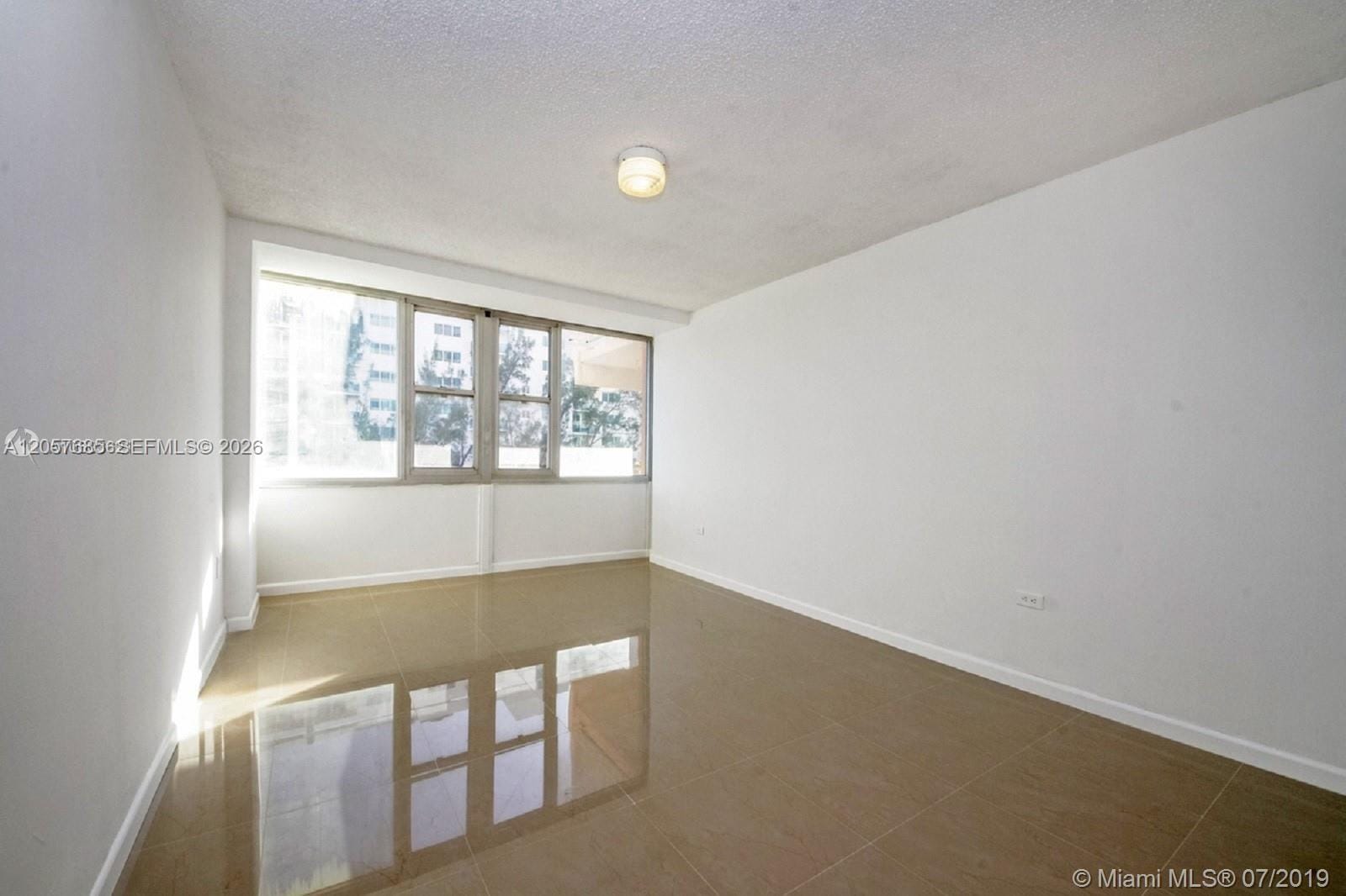 7545 E Treasure Drive 2H — photo 11