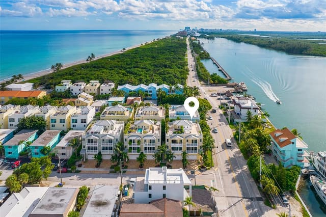 348 Elm Street B-10, Hollywood, FL 33019