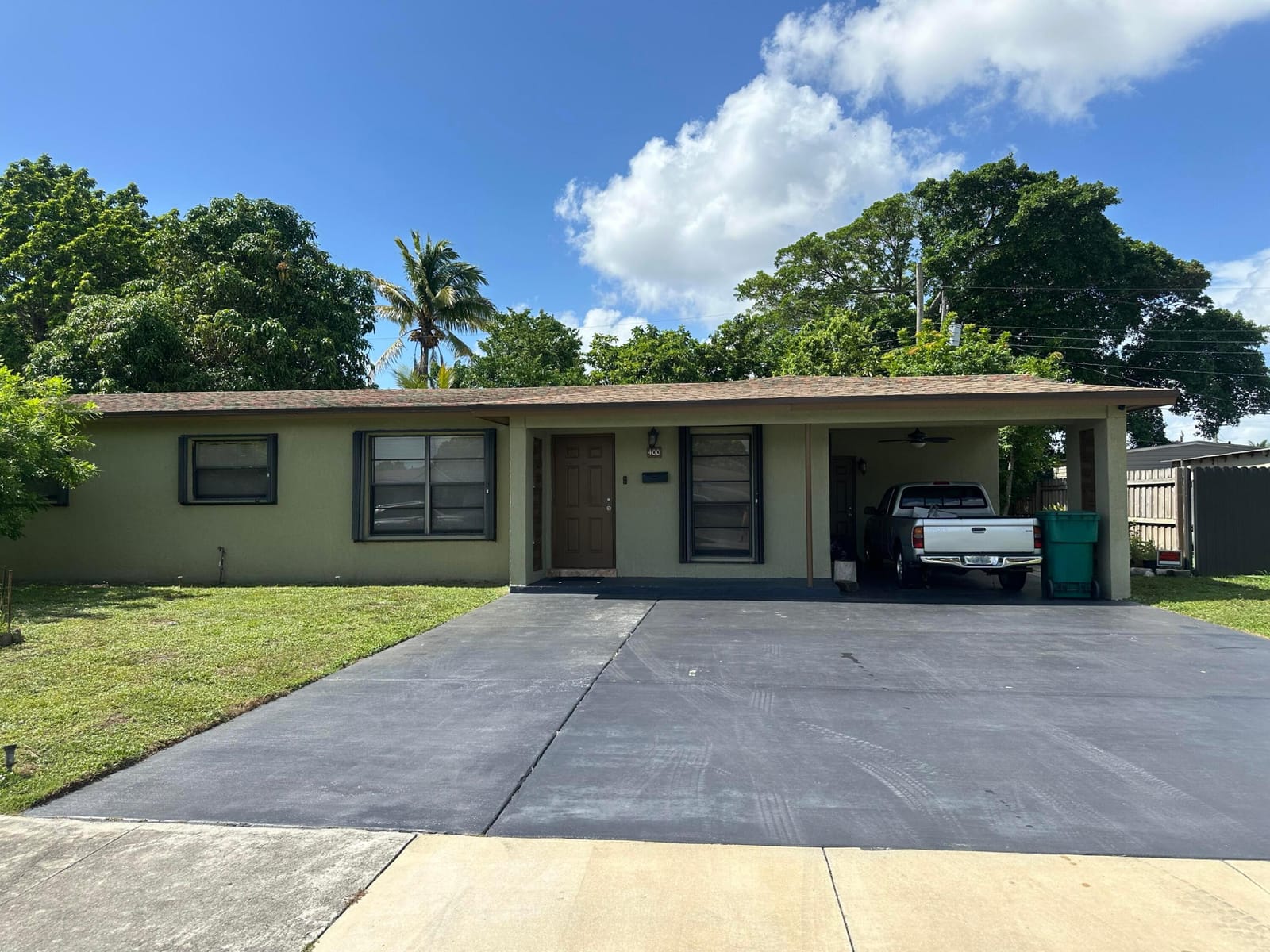 400 NW 184th Terrace 400, Miami, FL 33169 photo 2