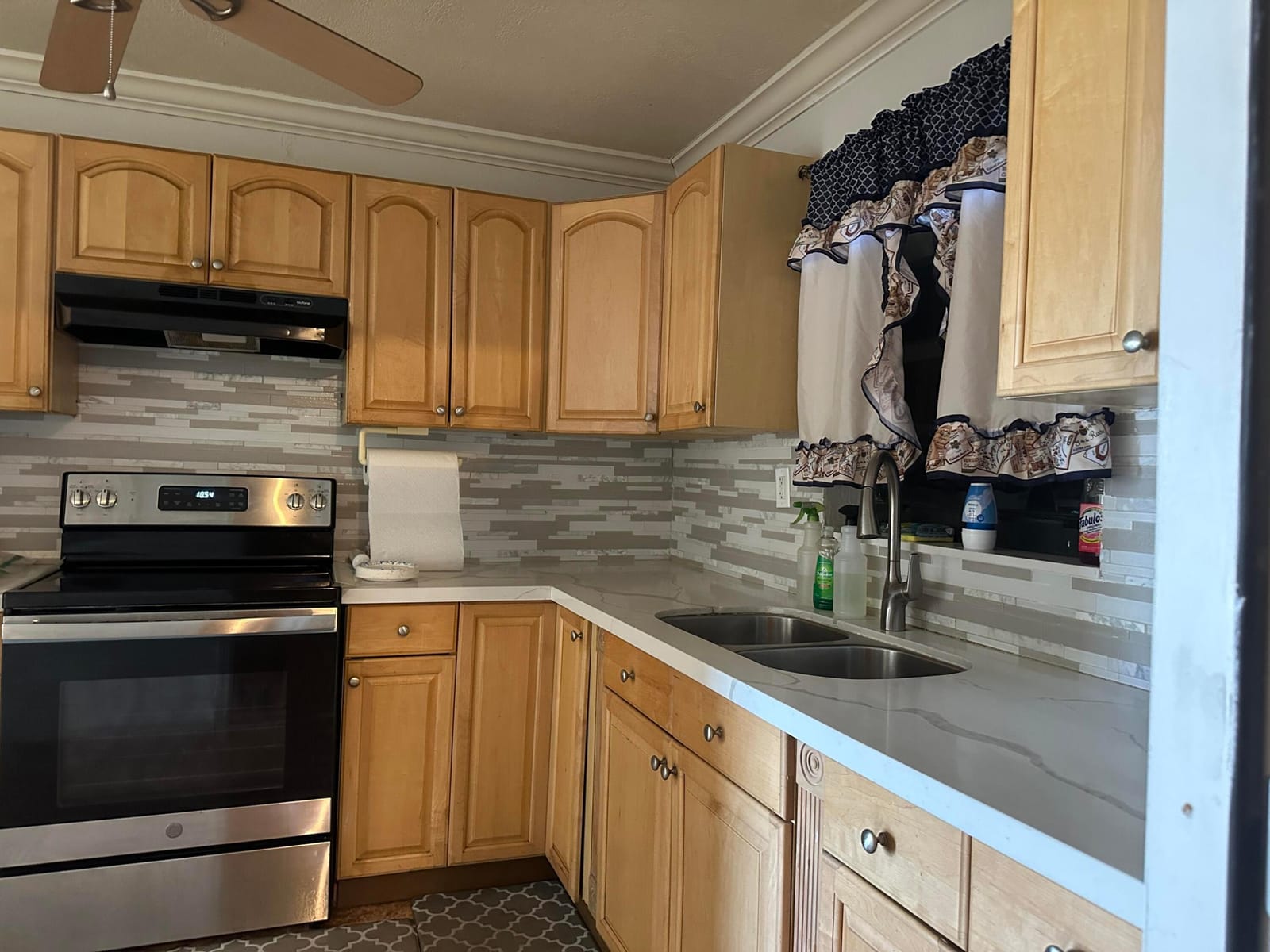 400 NW 184th Terrace 400, Miami, FL 33169 photo 13
