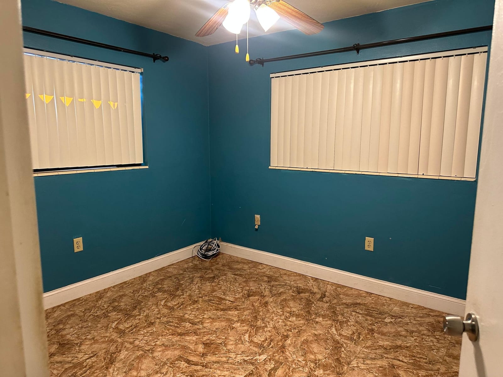 400 NW 184th Terrace 400, Miami, FL 33169 photo 16