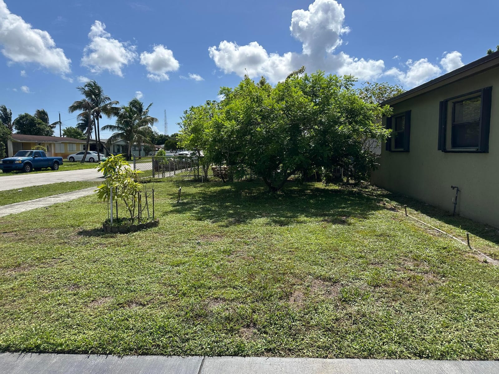 400 NW 184th Terrace 400, Miami, FL 33169 photo 6