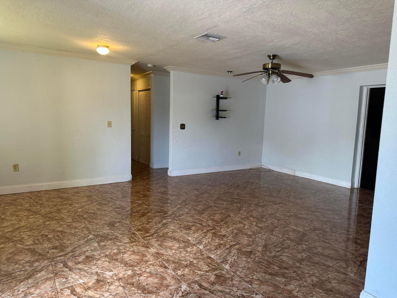 400 NW 184th Terrace 400, Miami, FL 33169 photo 8