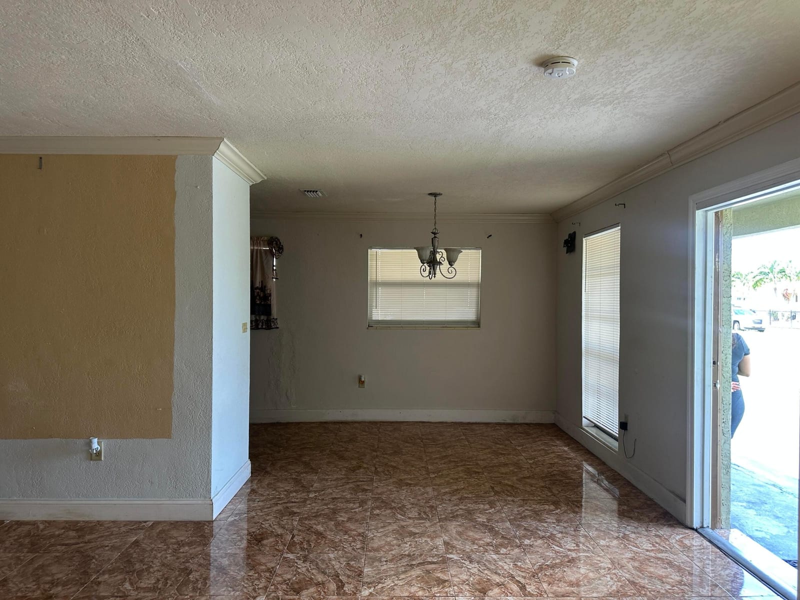 400 NW 184th Terrace 400, Miami, FL 33169 photo 10