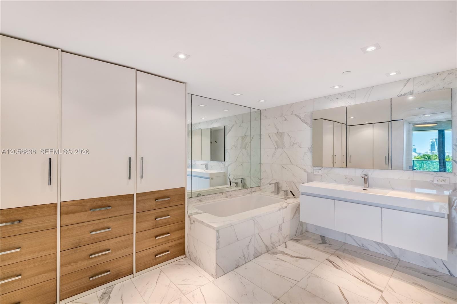1455 Ocean Drive 703, Miami Beach, FL 33139 photo 15
