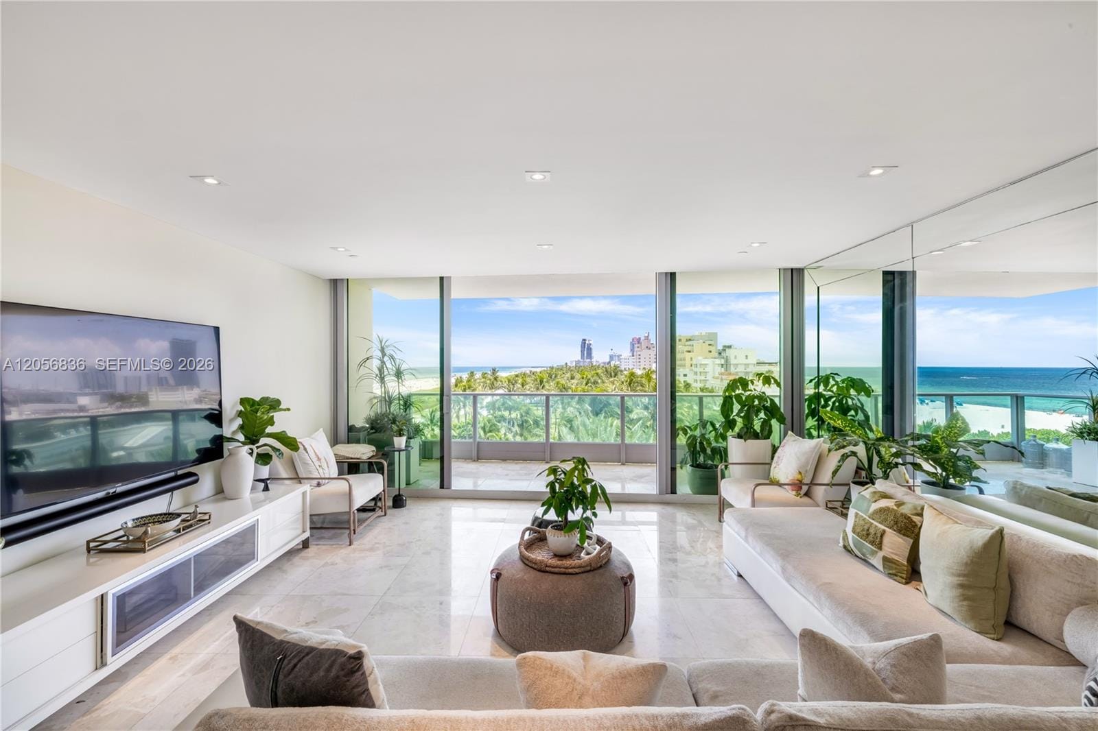1455 Ocean Drive 703 — photo 3