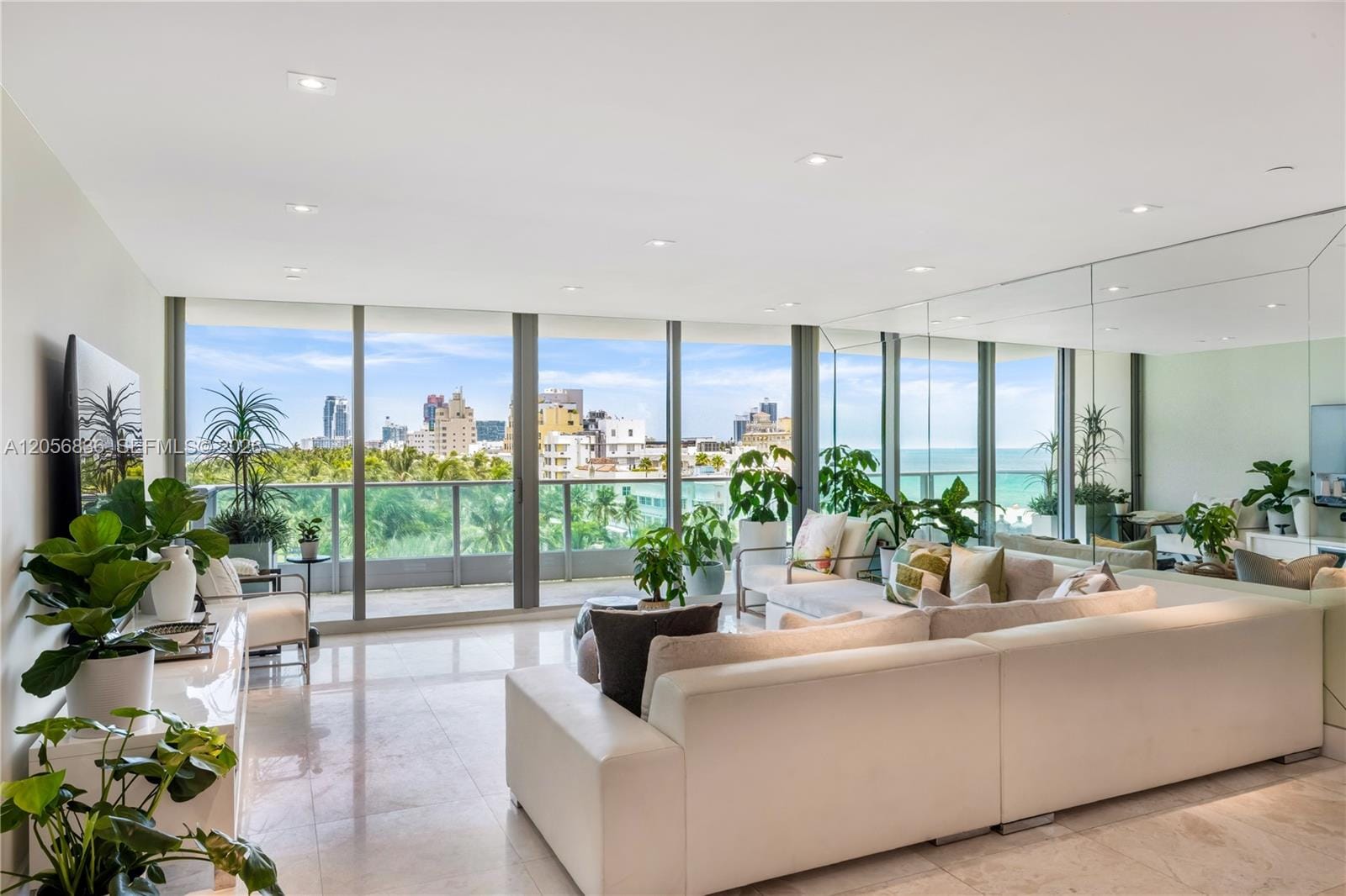 1455 Ocean Drive 703 — photo 5