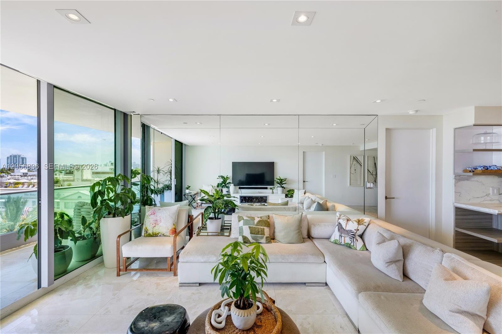 1455 Ocean Drive 703 — photo 7