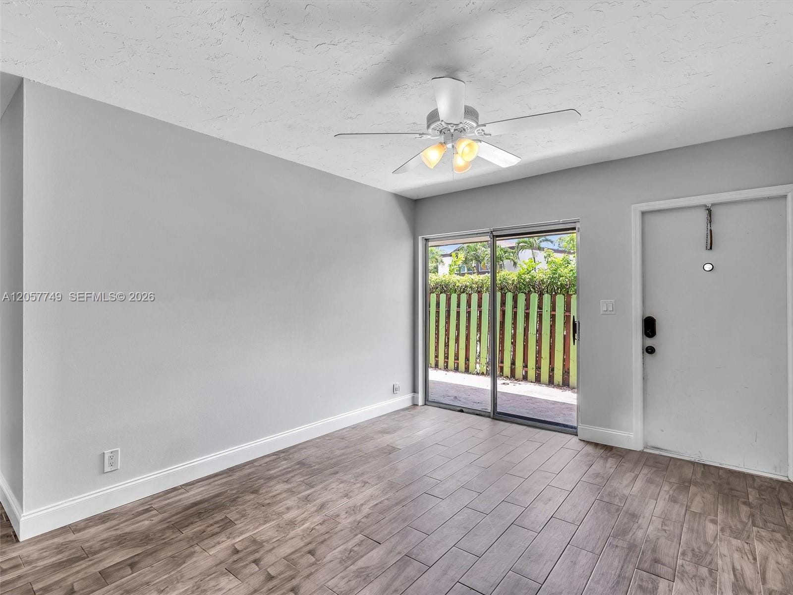3201 NW 4th Terrace 71 — photo 5