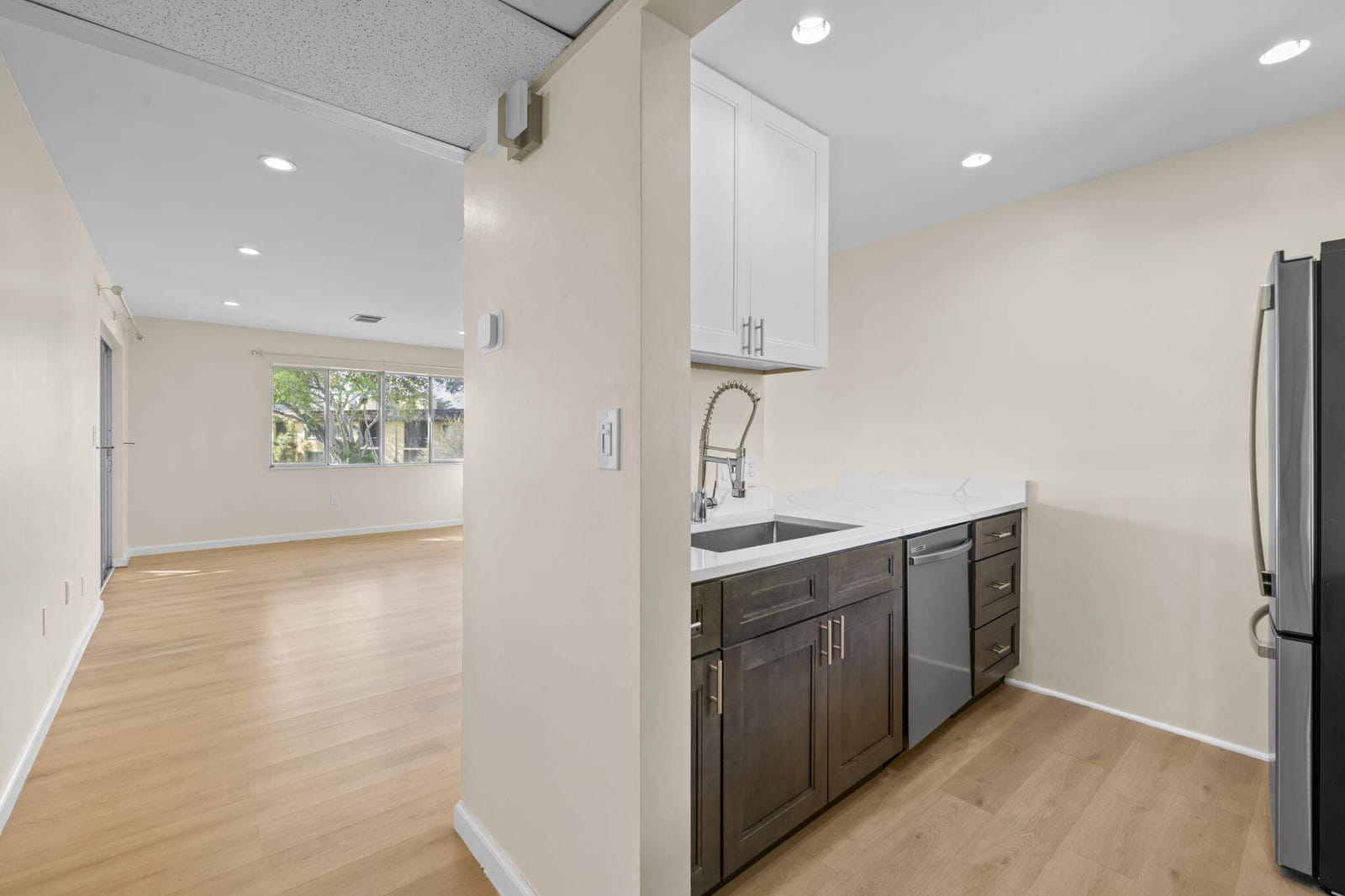 830 SW 9th Street Circle 204, Boca Raton, FL 33486 photo 3