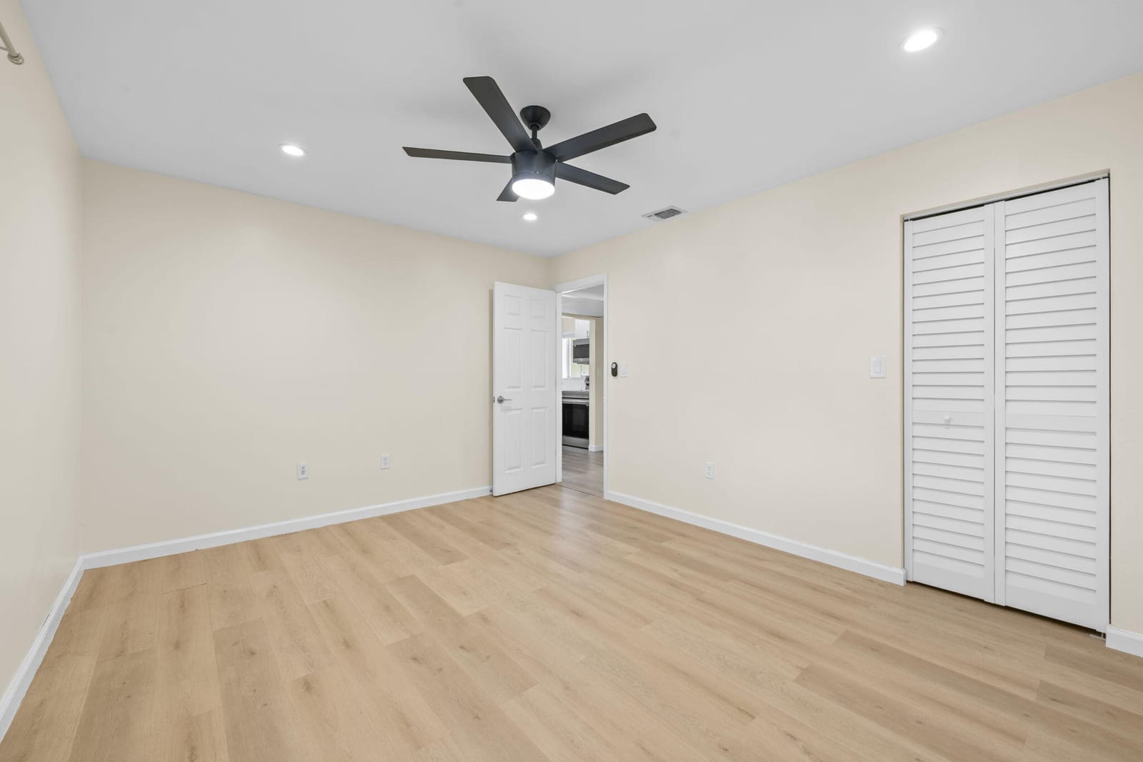 830 SW 9th Street Circle 204, Boca Raton, FL 33486 photo 7