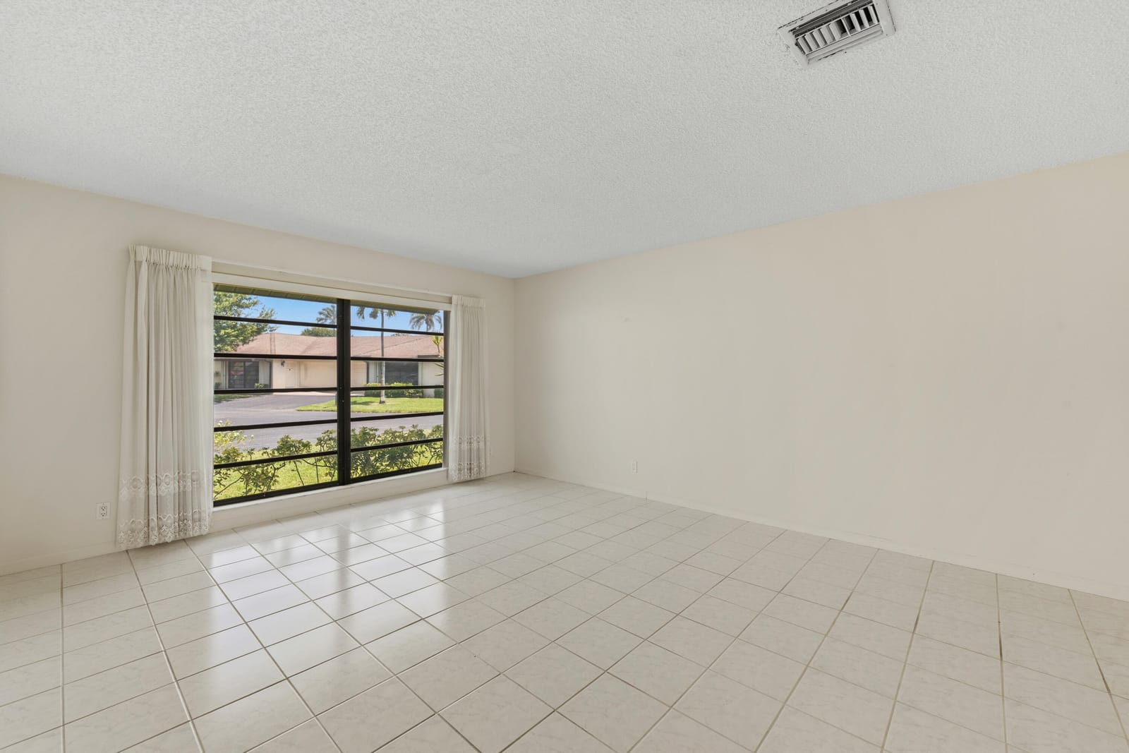 4675 ROBINWOOD Circle A, Boynton Beach, FL 33436 photo 7