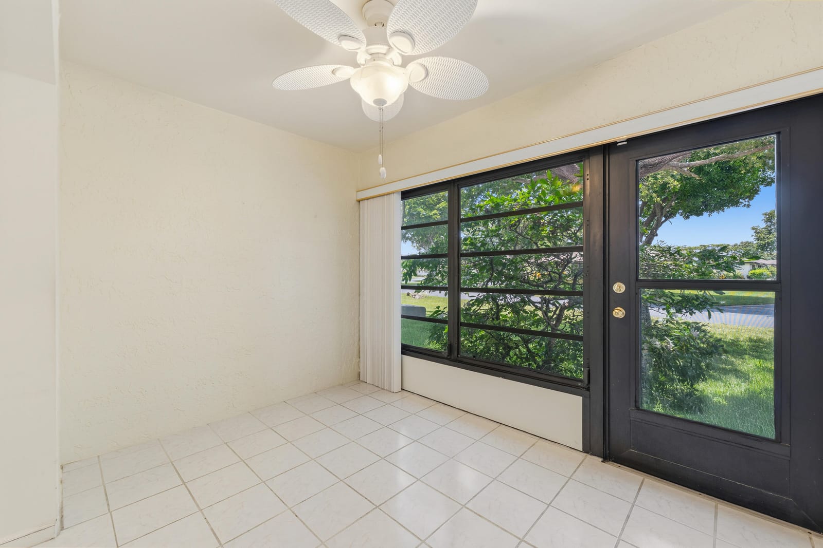 4675 ROBINWOOD Circle A, Boynton Beach, FL 33436 photo 8