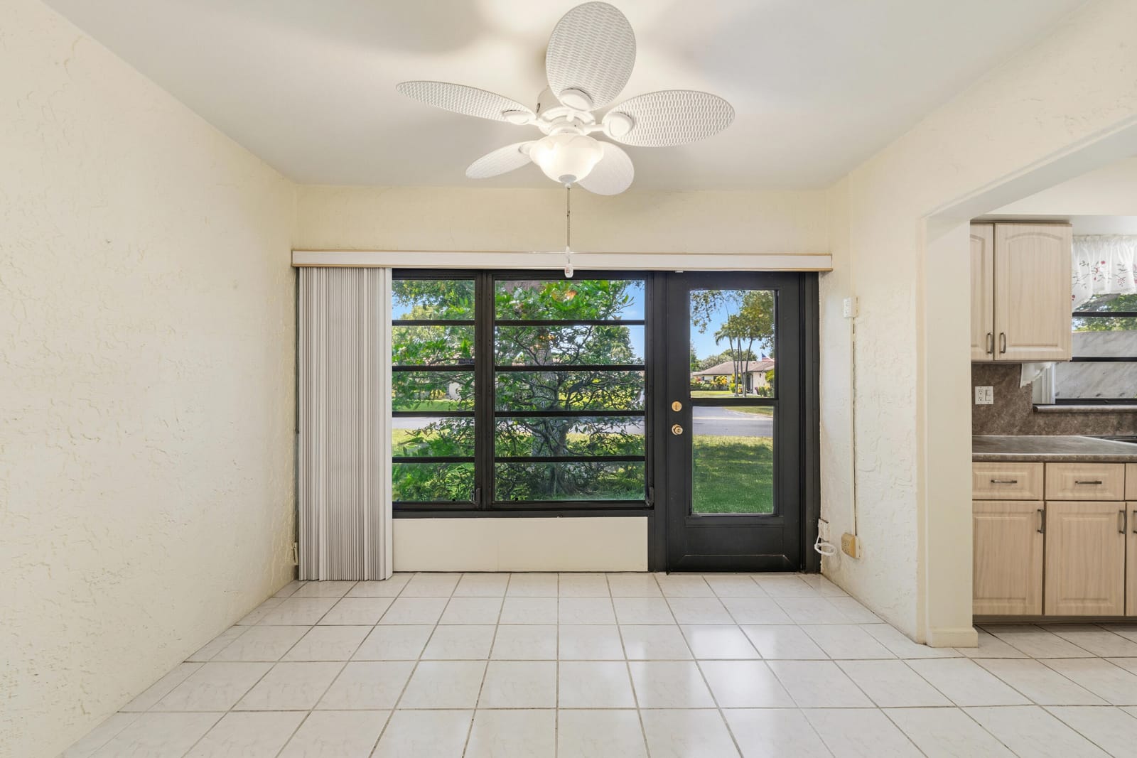 4675 ROBINWOOD Circle A, Boynton Beach, FL 33436 photo 9