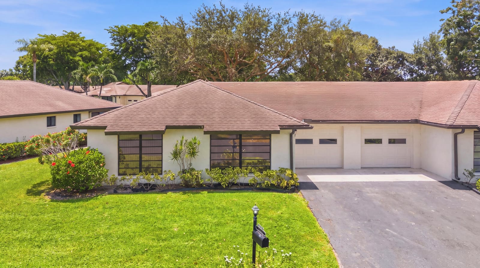 4675 ROBINWOOD Circle A