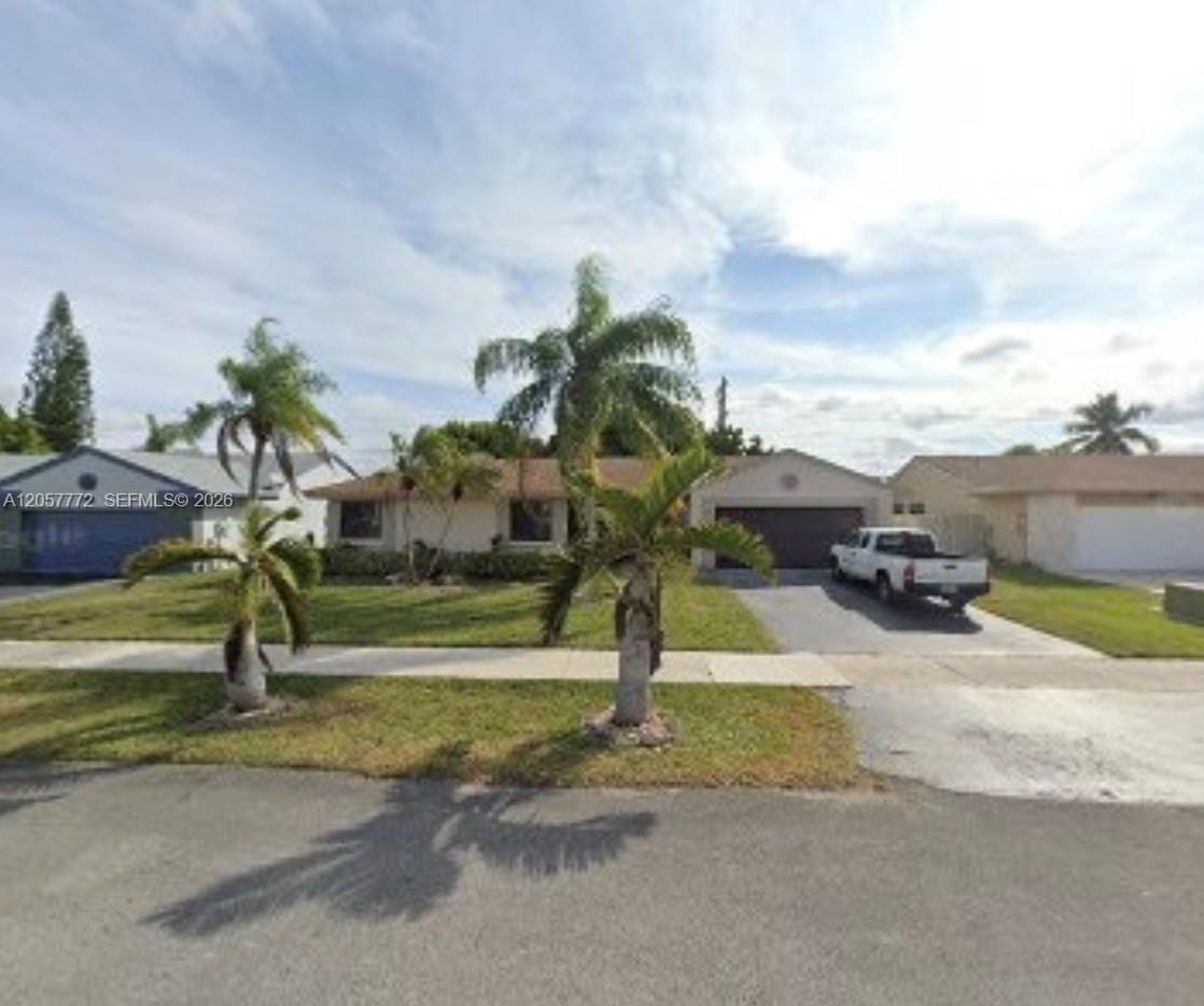 600 Fairfax Avenue, Davie, FL 33325
