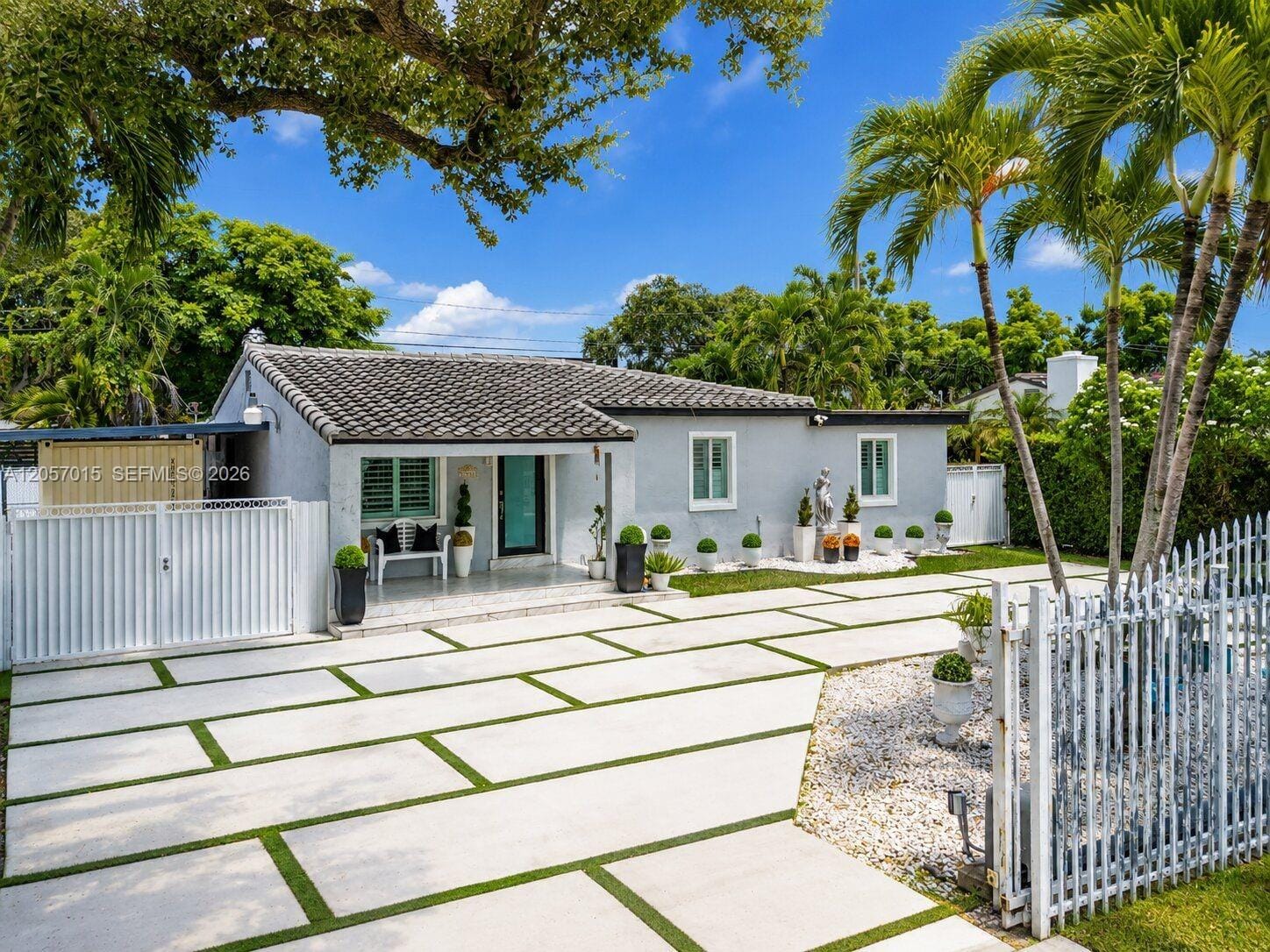 4261 SW 12th Street, Miami, FL 33134 photo 17