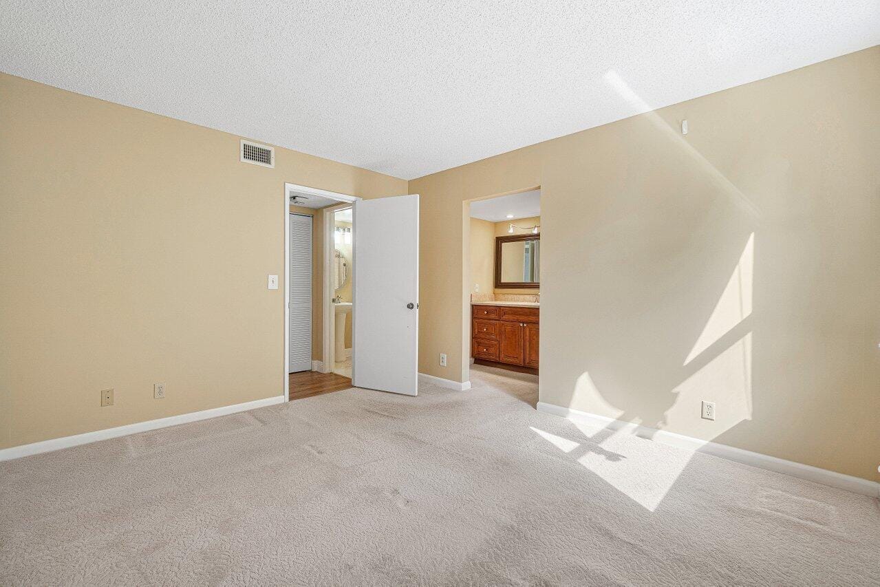 950 Egret Circle 5202, Delray Beach, FL 33444 photo 14
