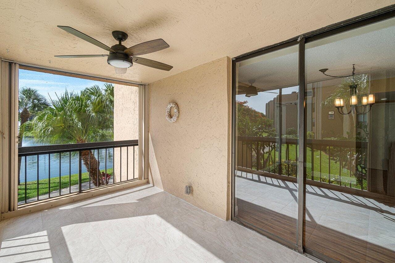 950 Egret Circle 5202, Delray Beach, FL 33444 photo 20