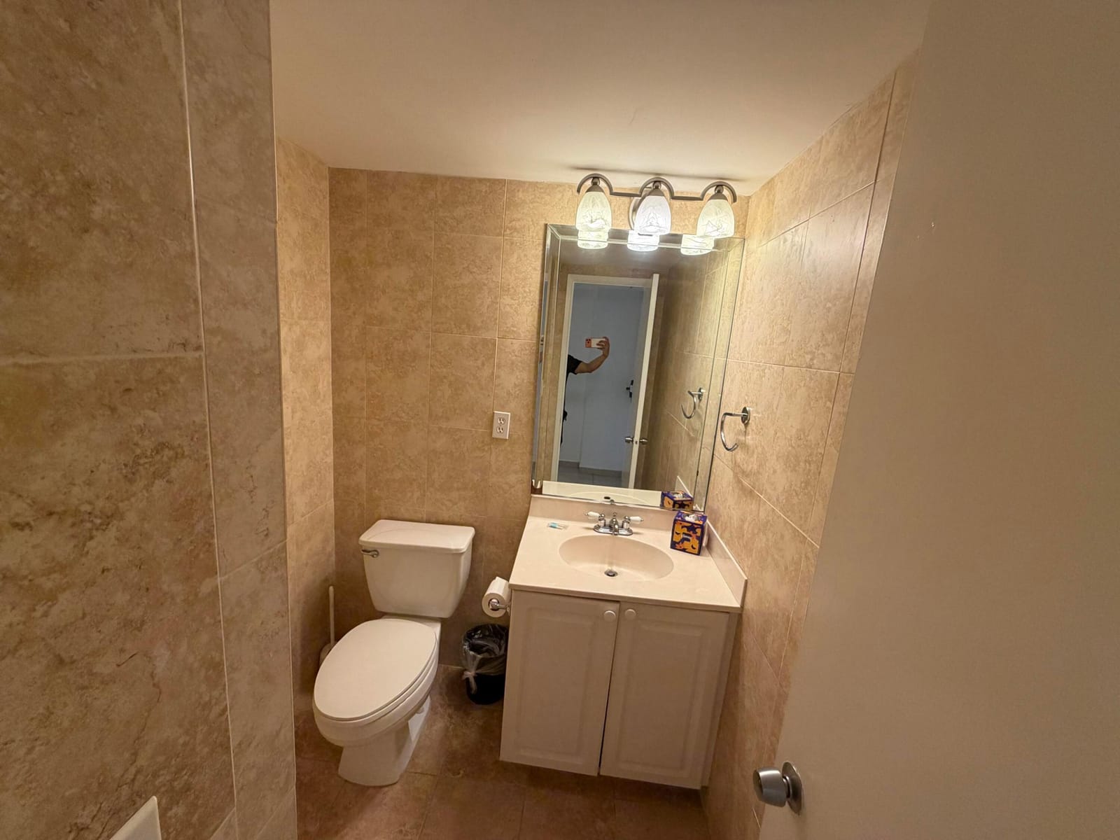 19390 COLLINS Avenue 1405, Sunny Isles Beach, FL 33160 photo 22
