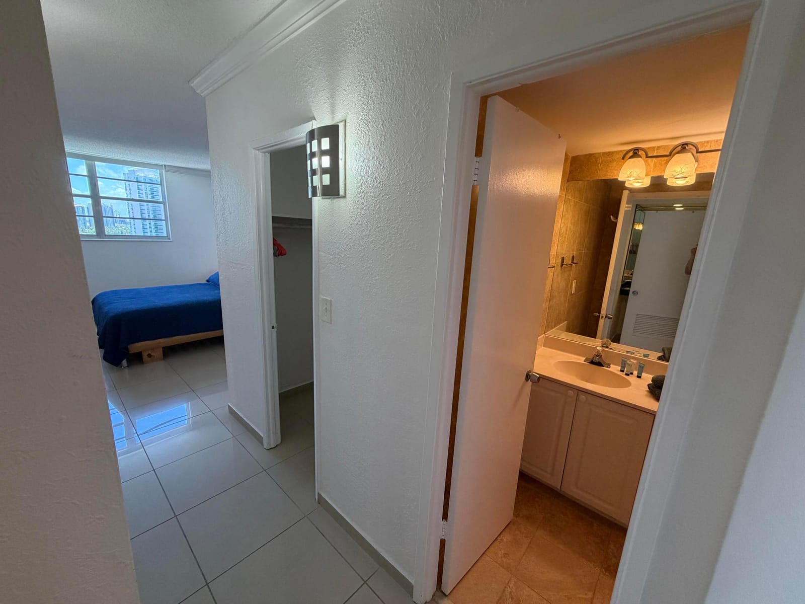 19390 COLLINS Avenue 1405, Sunny Isles Beach, FL 33160 photo 27