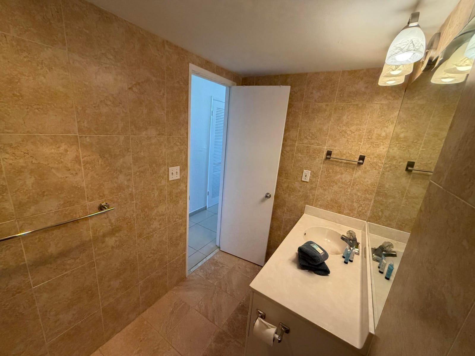 19390 COLLINS Avenue 1405, Sunny Isles Beach, FL 33160 photo 28
