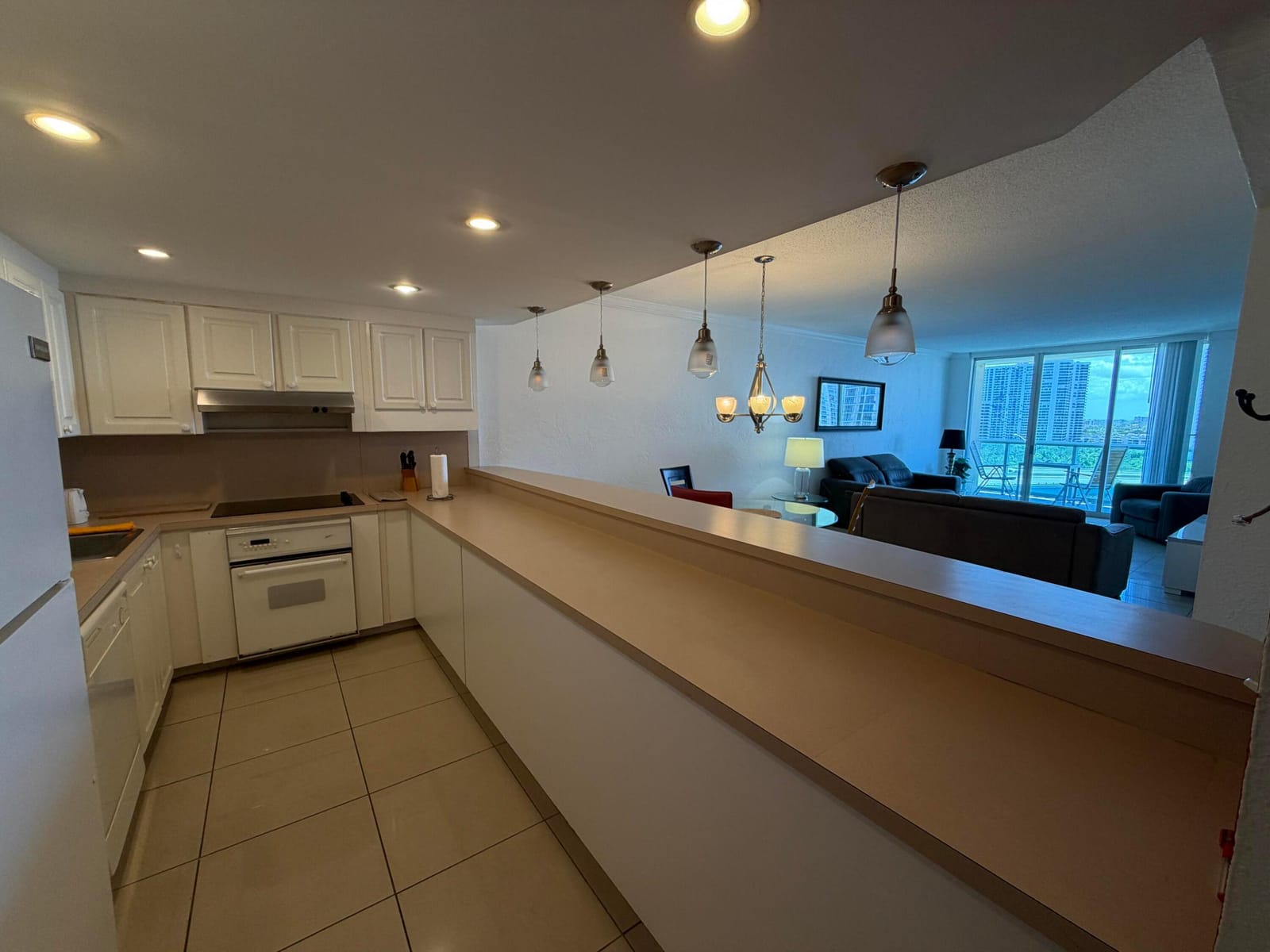 19390 COLLINS Avenue 1405 — photo 4