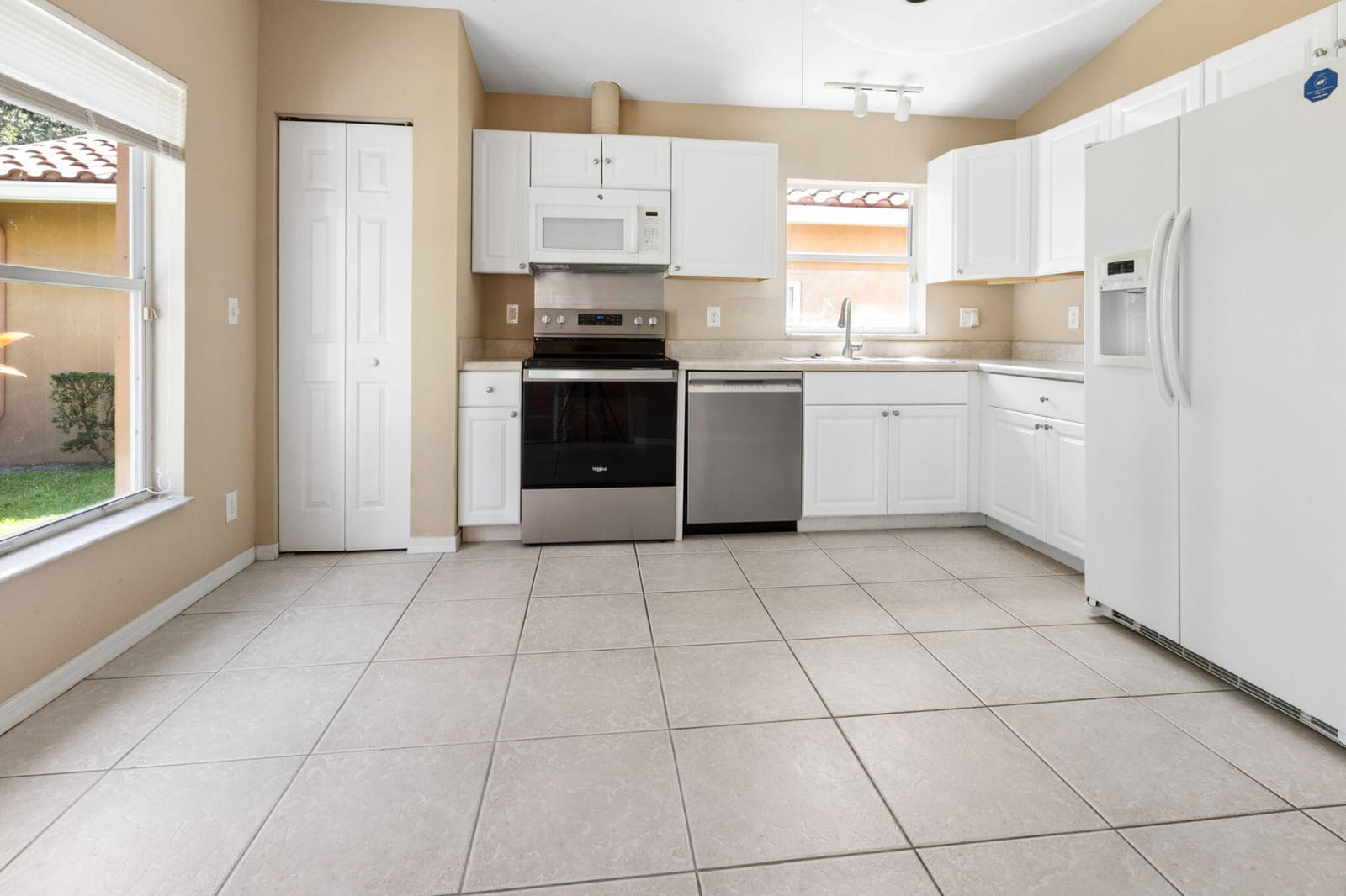 6833 Viale Elizabeth, Delray Beach, FL 33446 photo 12