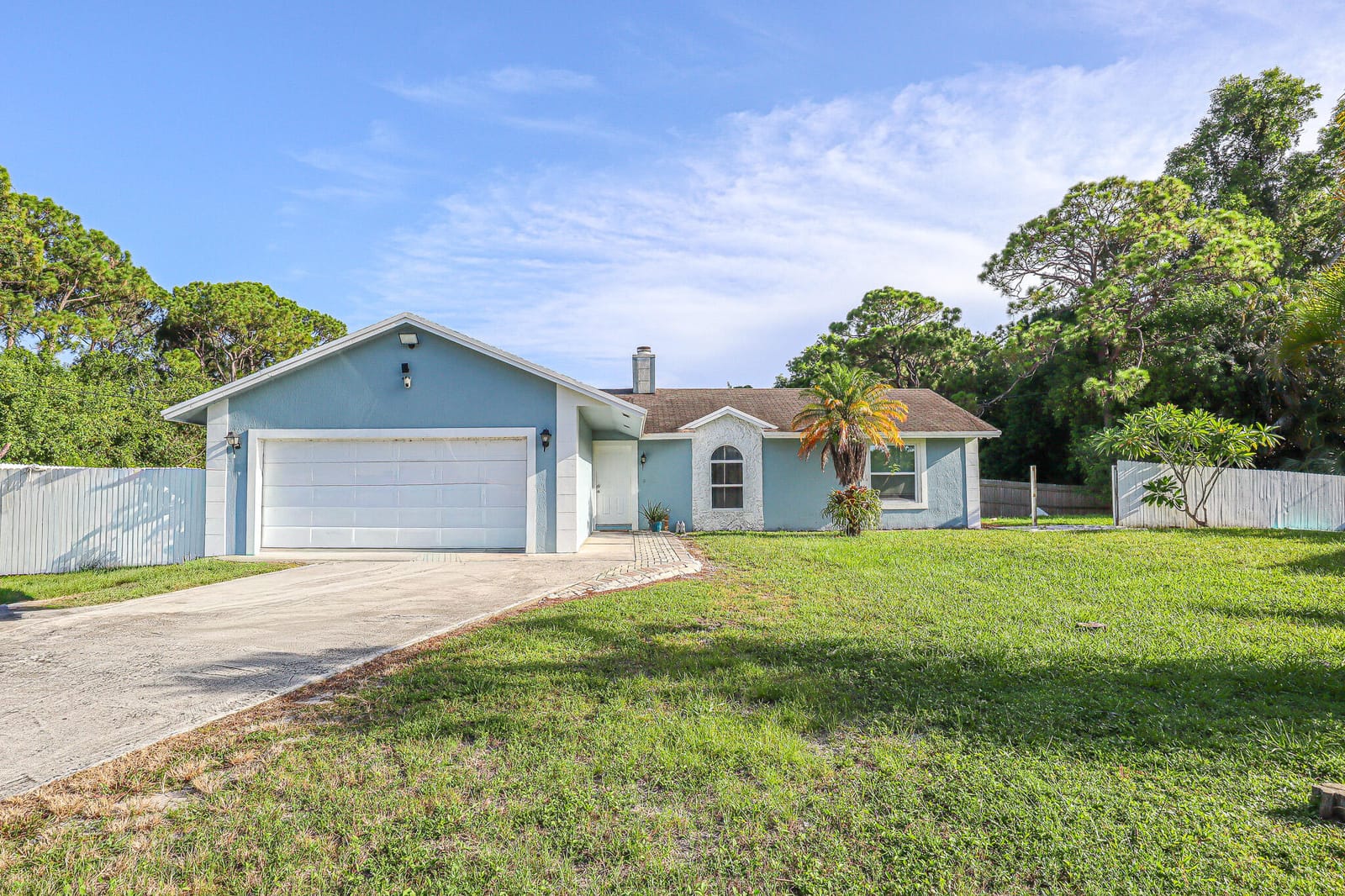 11714 ORANGE Boulevard — photo 2