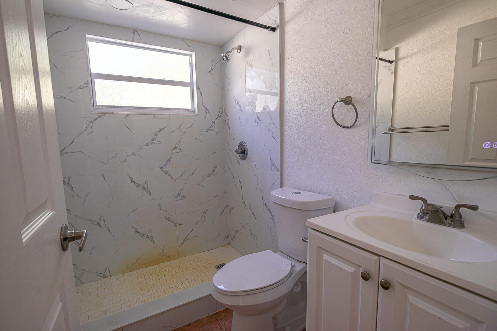 11714 ORANGE Boulevard — photo 11
