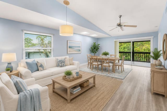 8388 SE CROFT Circle P-6, Hobe Sound, FL 33455