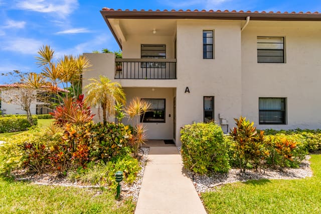 21546 Cypress Hammock Drive 40A, sold in Cypresses Of Boca Lago Condo, Boca Raton, FL