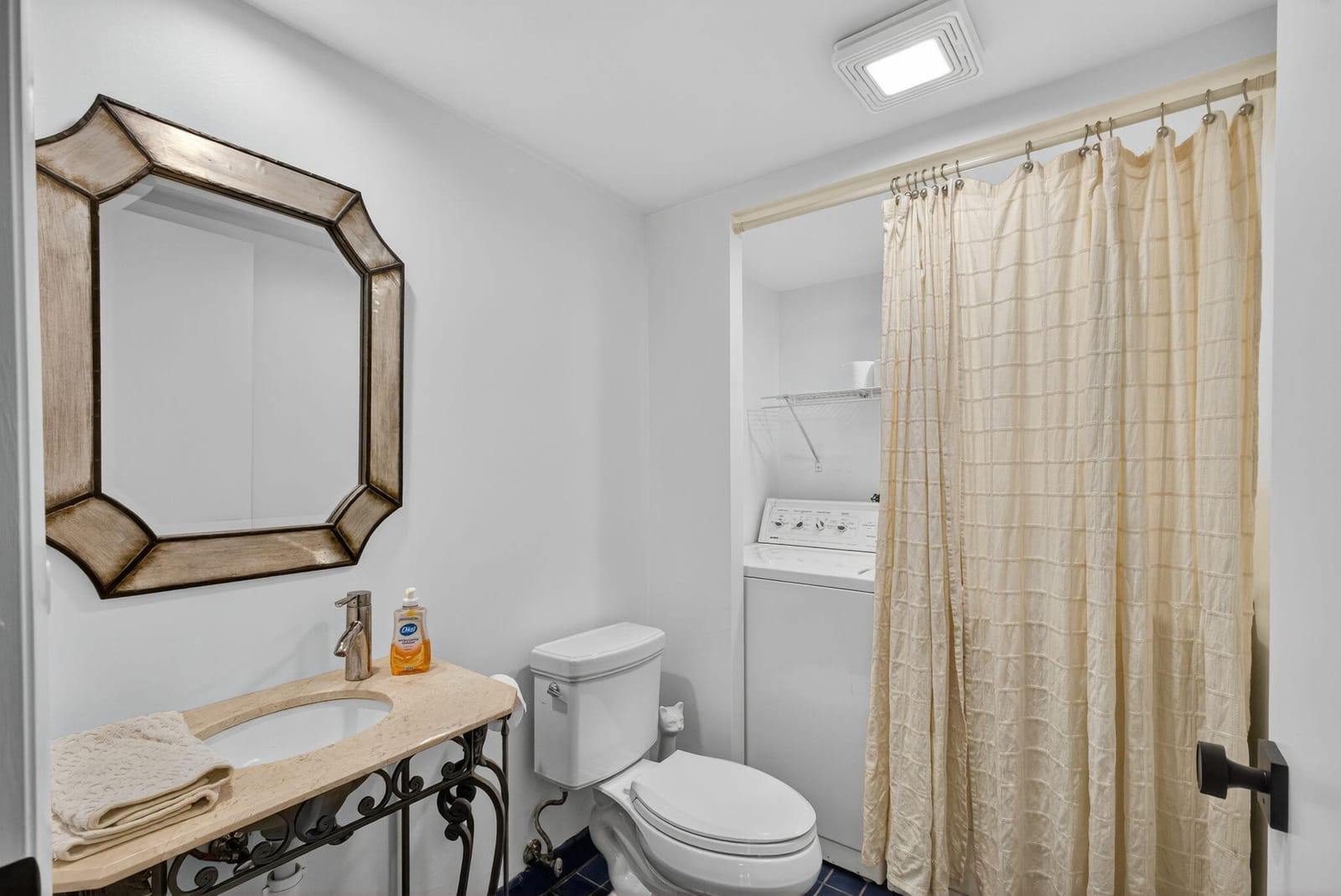 1700 Embassy Drive 103, West Palm Beach, FL 33401 photo 18