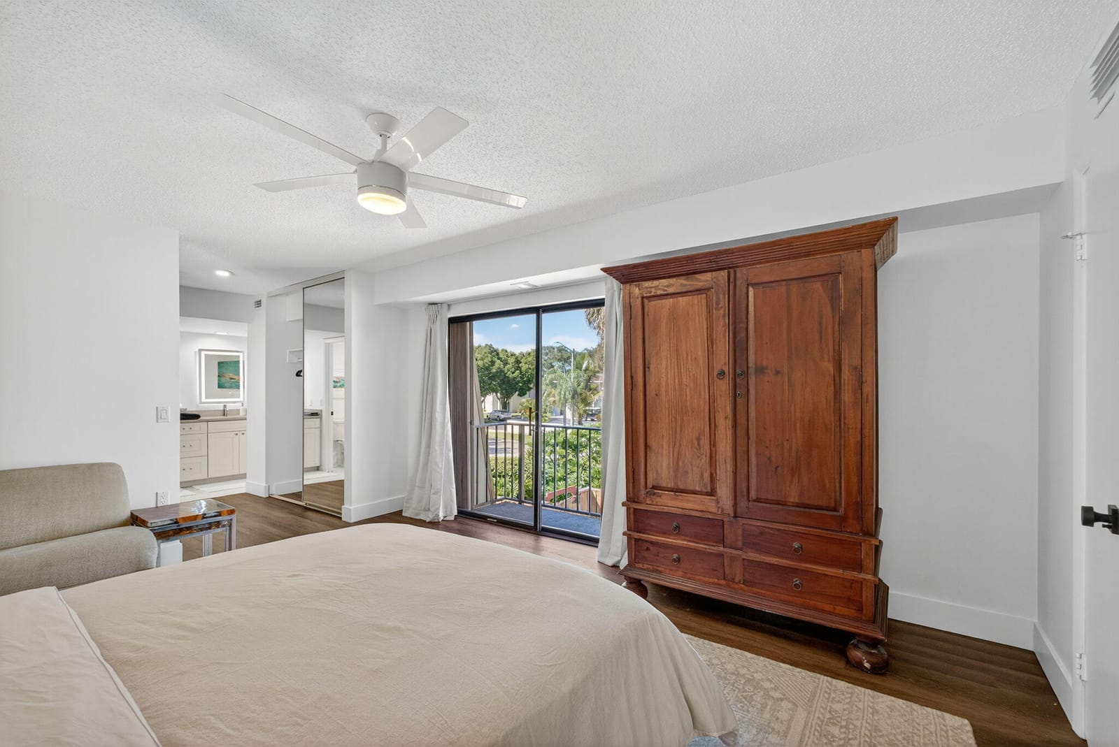 1700 Embassy Drive 103, West Palm Beach, FL 33401 photo 25