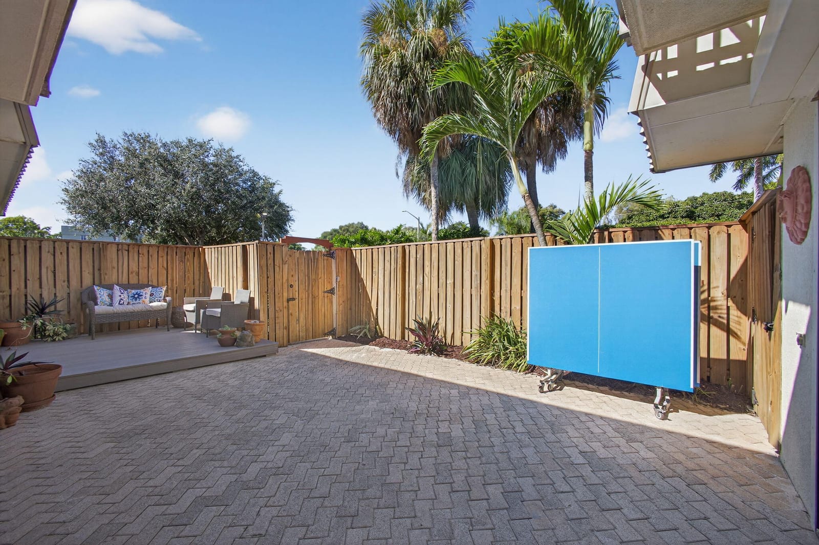 1700 Embassy Drive 103, West Palm Beach, FL 33401 photo 4