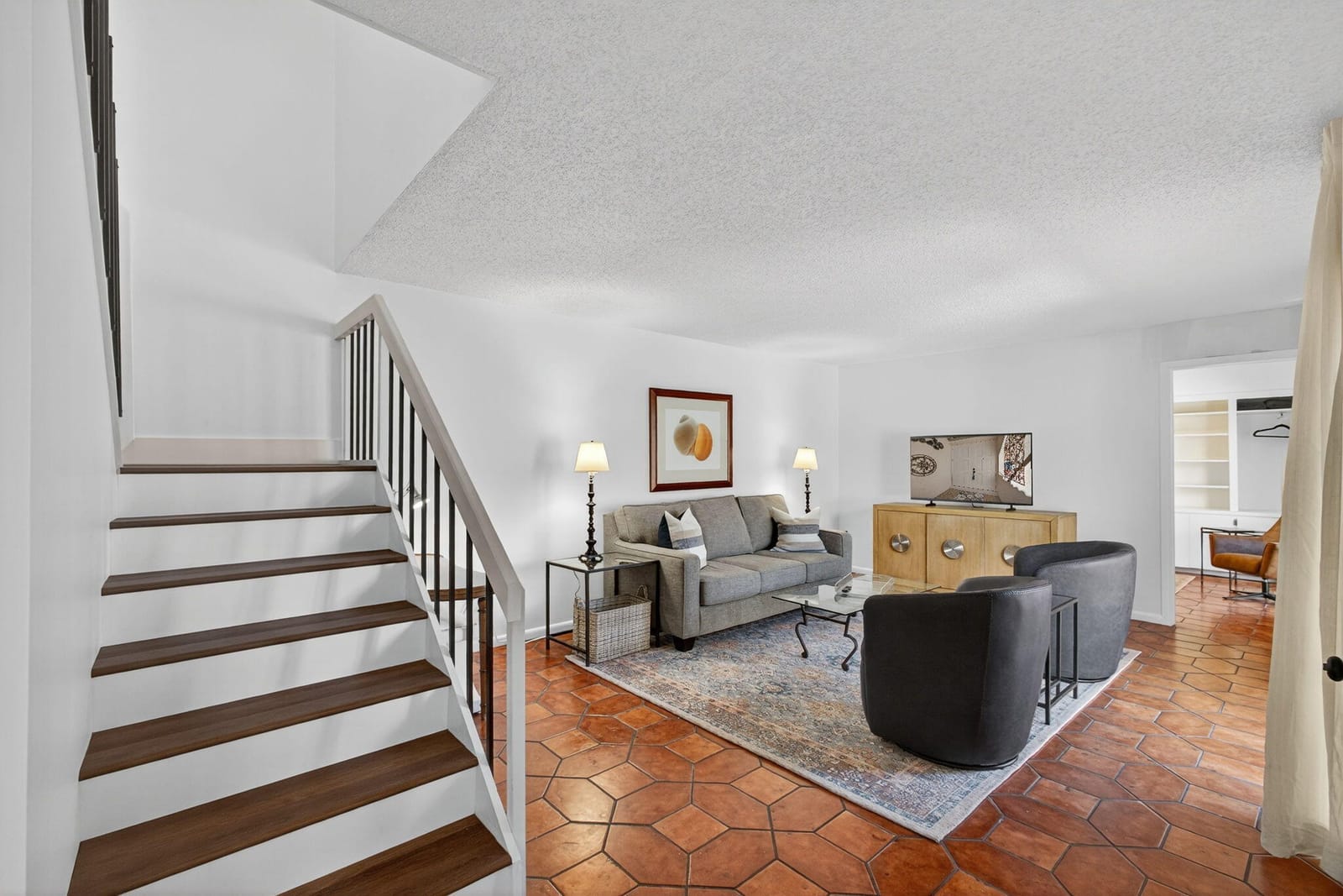 1700 Embassy Drive 103, West Palm Beach, FL 33401 photo 8