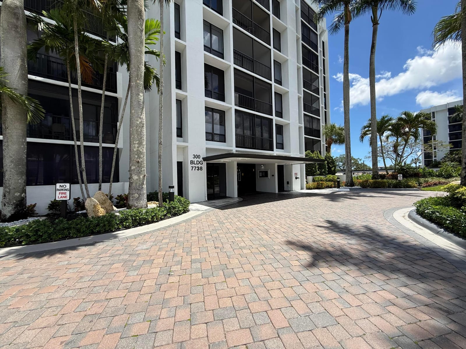 7738 Lakeside Boulevard 373