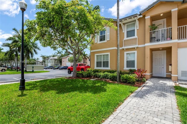 230 SE 29th Avenue 1, Homestead, FL 33033