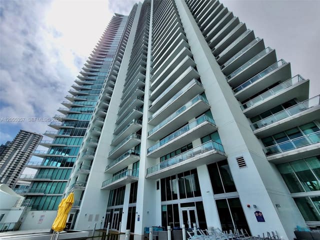 92 SW 3rd Street 1808, Miami, FL 33130