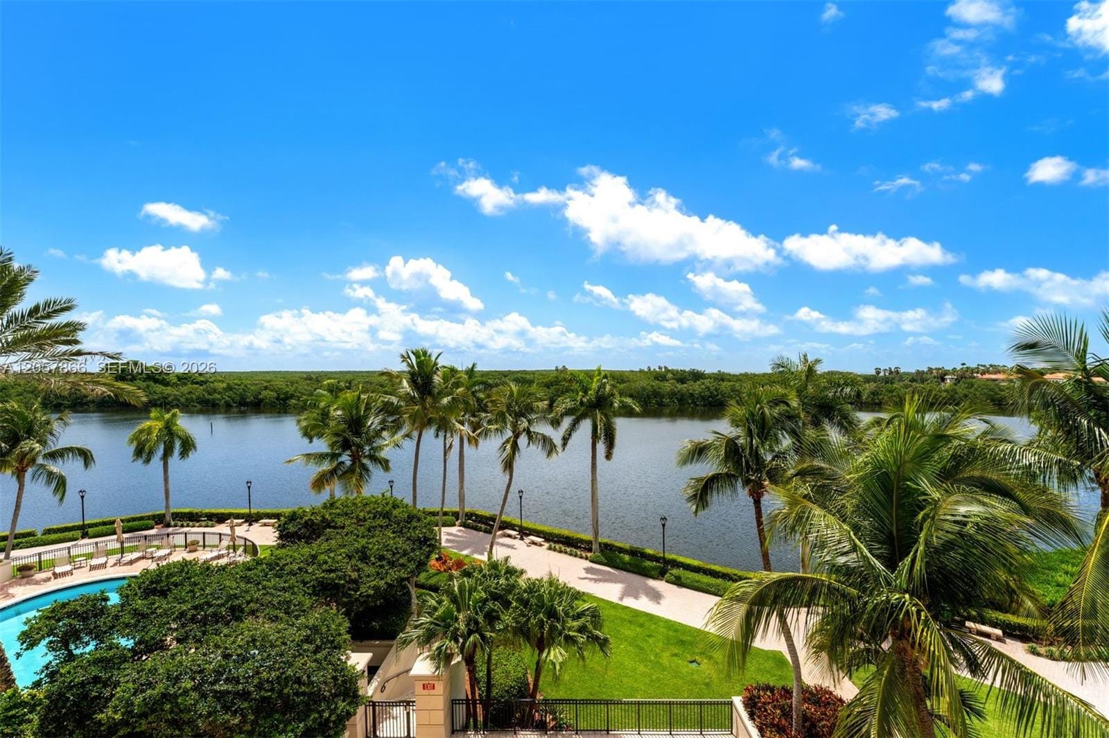 13627 Deering Bay Drive 404 — photo 12