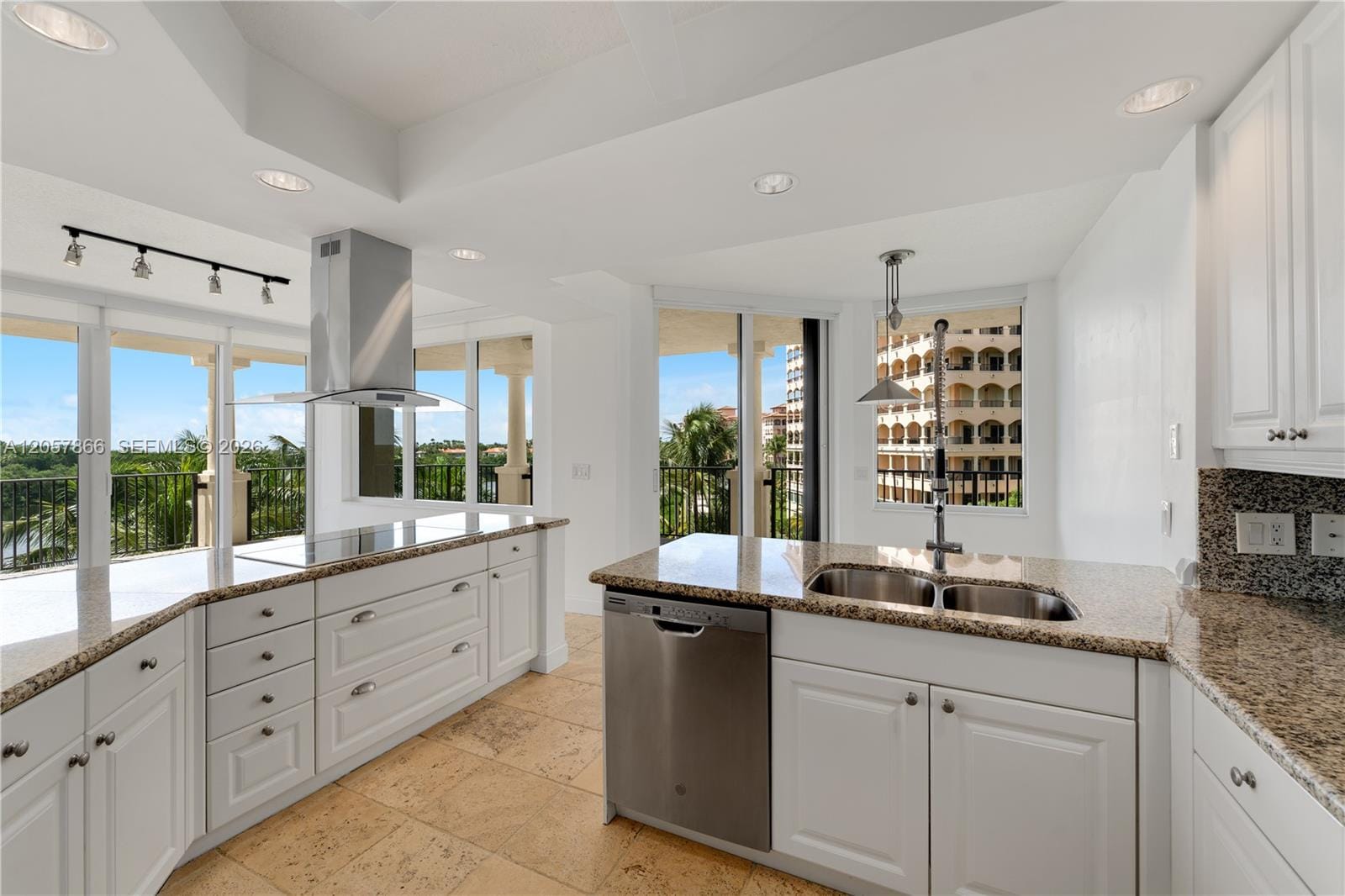 13627 Deering Bay Drive 404 — photo 5